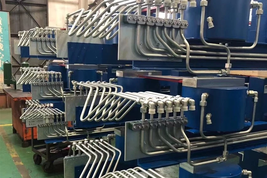 High-pressure hydraulic lines High-pressure hydraulic lines